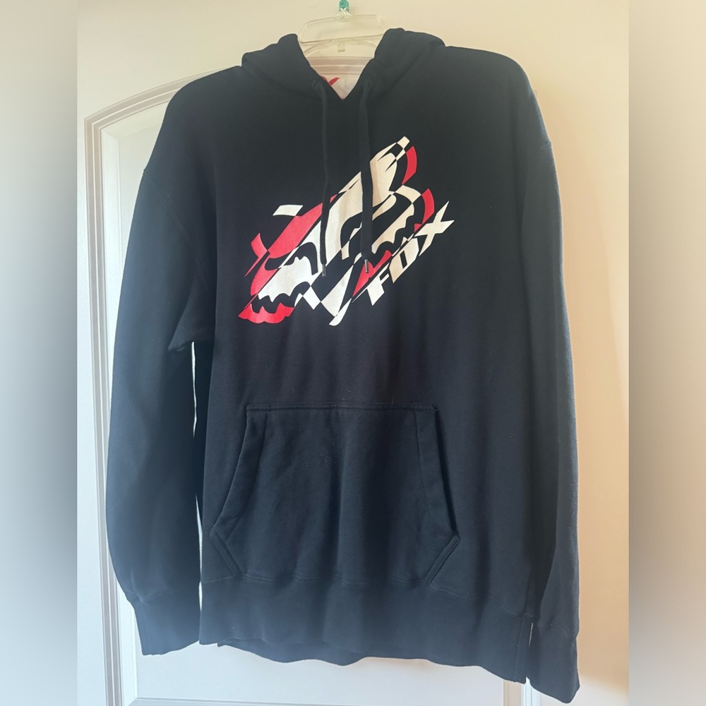 Fox Men's Black and Red Graphic Hoodie